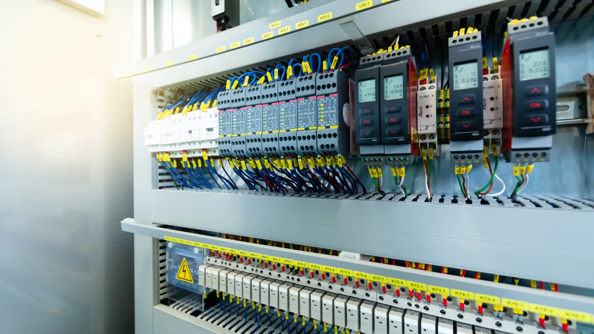 Featured image for “Why More Manufacturers Are Investing in Automation”